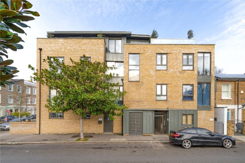 Silvester Road, East Dulwich, London, SE22