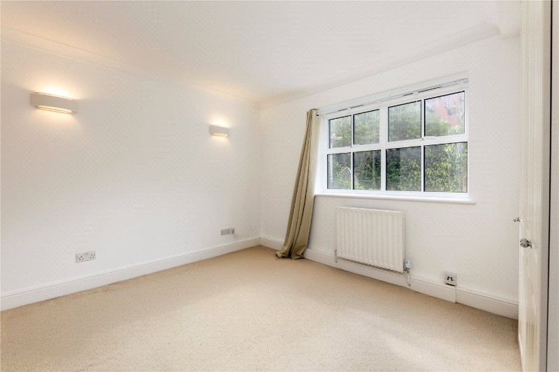 Putney Hill, London, SW15