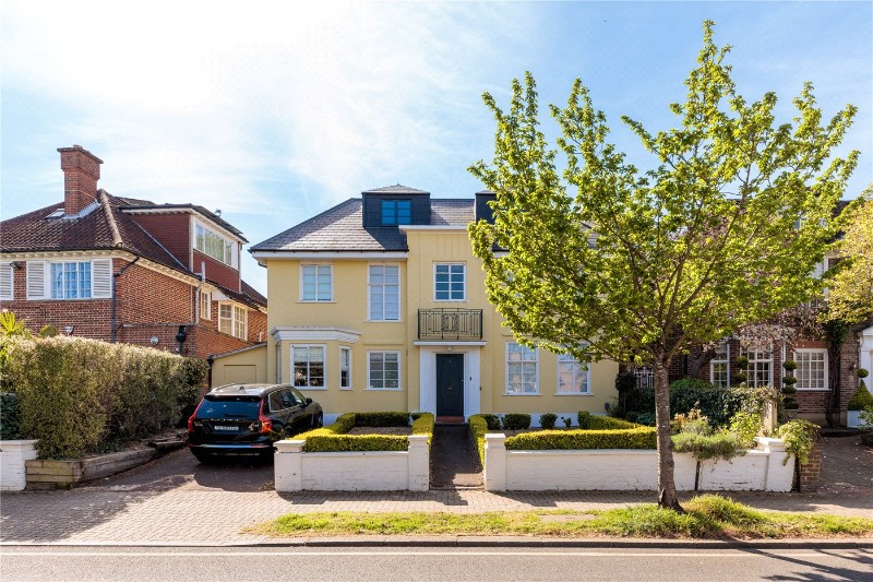 Granard Avenue, London, SW15