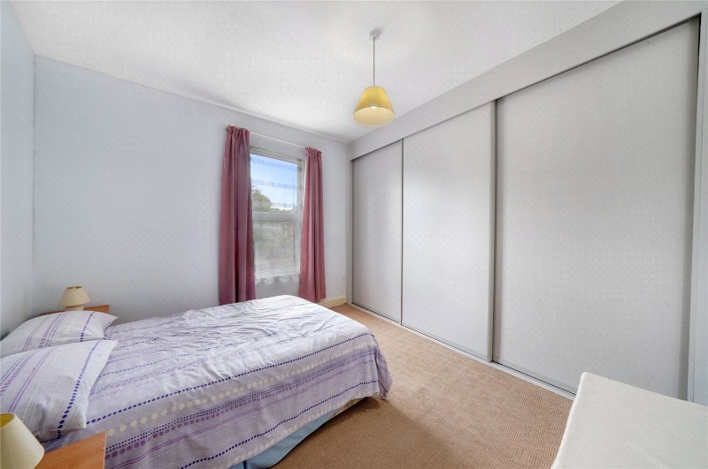 Kiver Road, London, N19