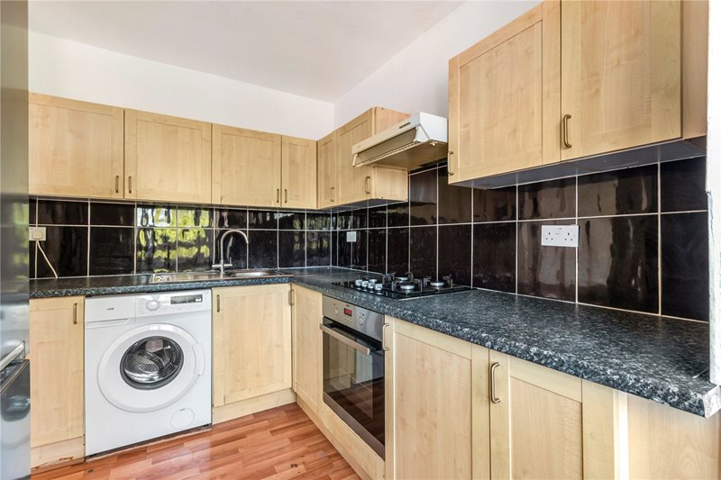 Deeside Road, London, SW17