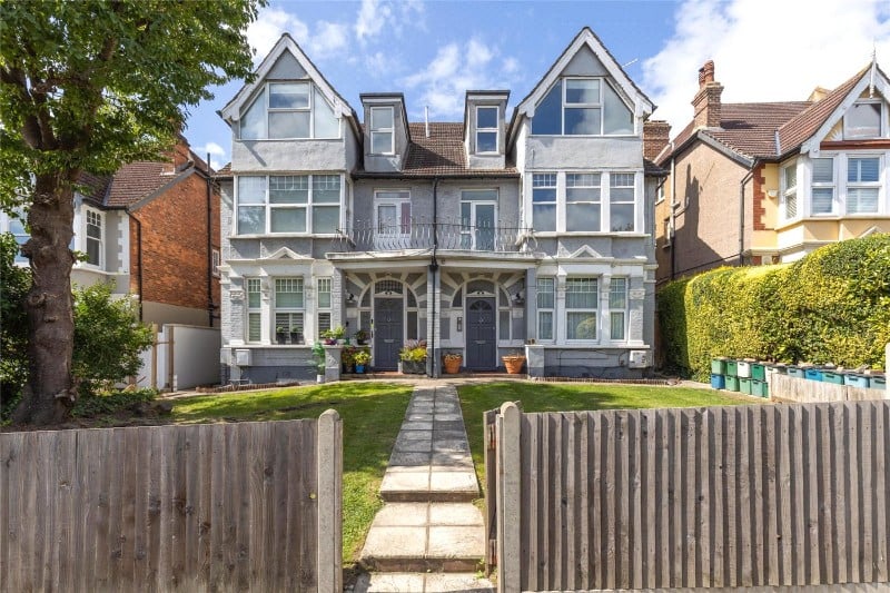 South Norwood Hill, London, SE25
