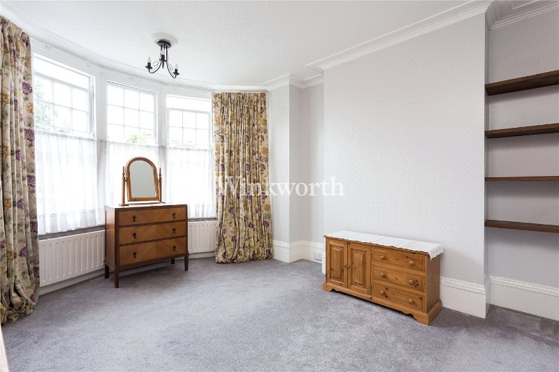 Riverway, London, N13