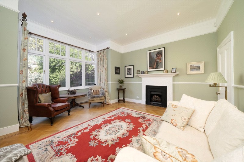Holmbush Road, London, SW15