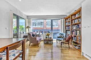 Garrett Street, London, EC1Y