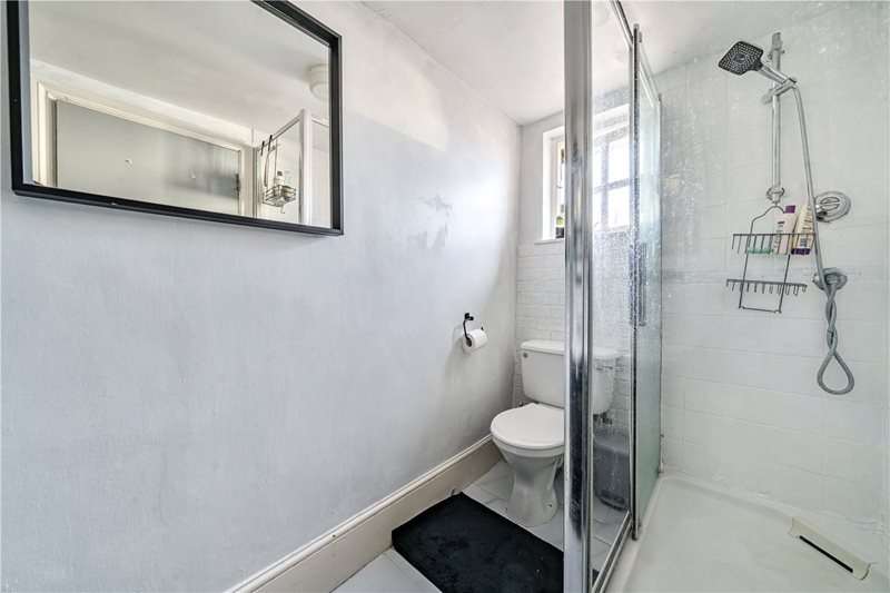 West Street, Farnham, Surrey, GU9