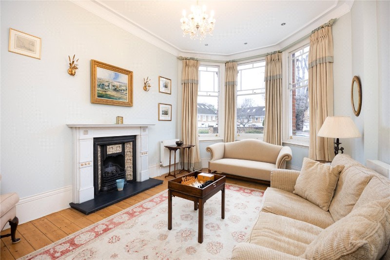 Lower Common South, London, SW15