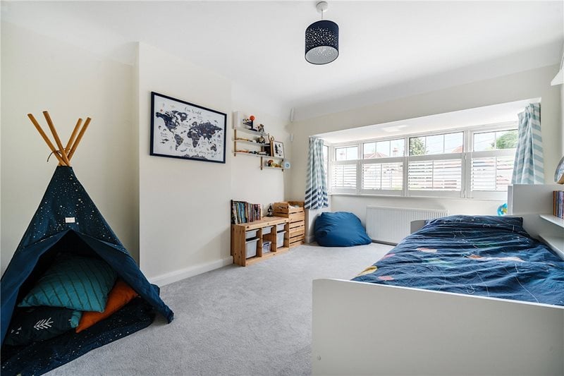 Weydon Hill Road, Farnham, Surrey, GU9