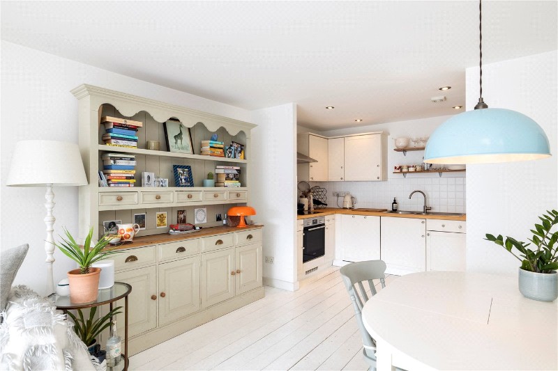 Almeida Street, London, N1