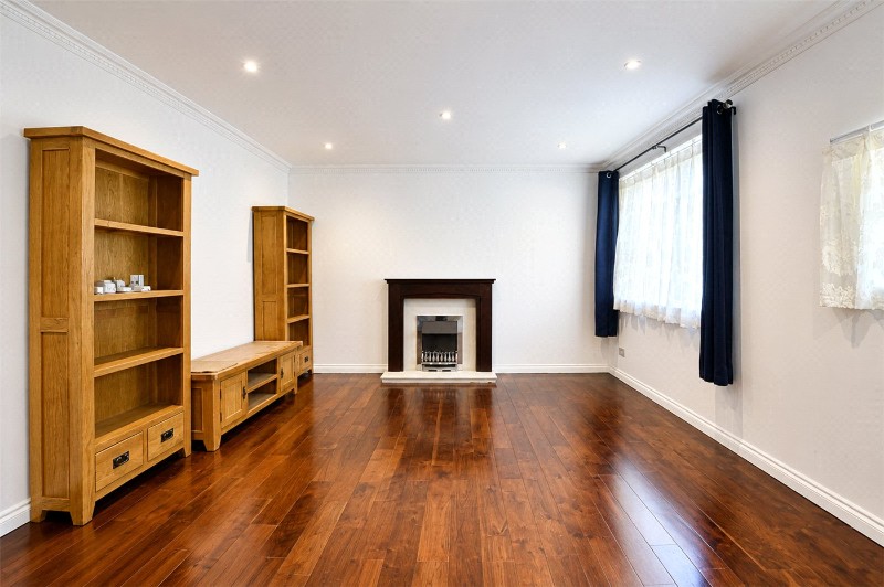 Medebourne Close, London, SE3