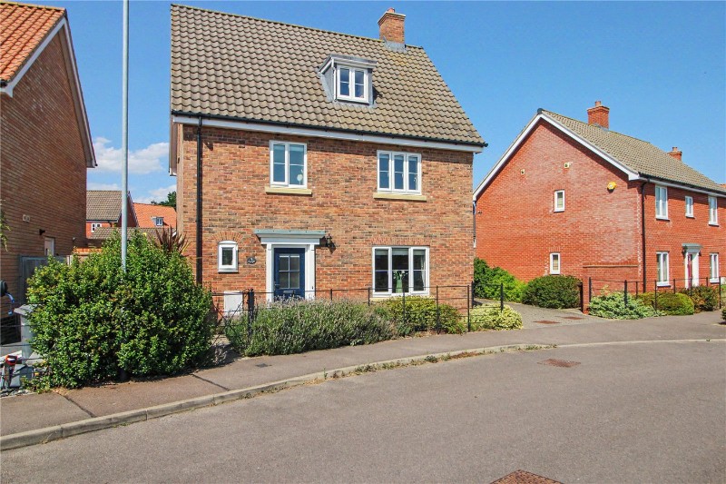 Lansdowne Drive, Poringland, Norwich, Norfolk, NR14