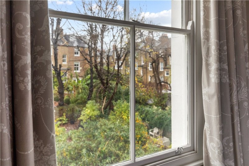 Burnley Road, London, SW9