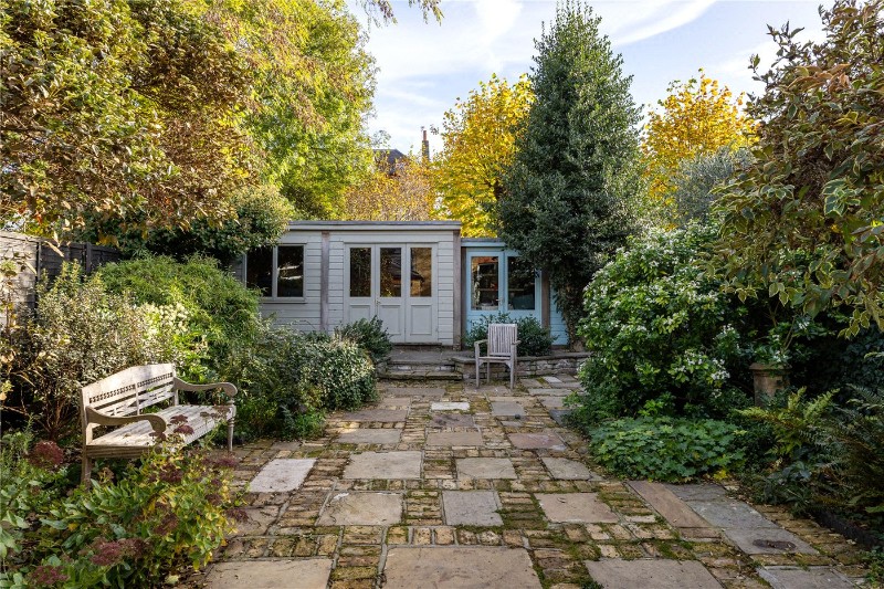 Atney Road, London, SW15