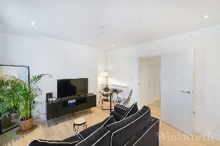 New Cross Road, London, SE14