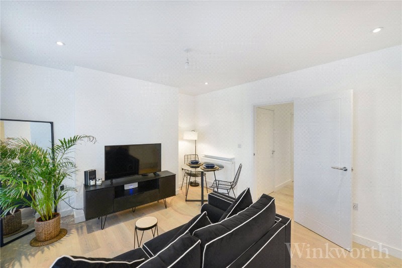 New Cross Road, London, SE14