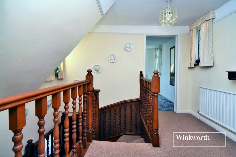 Kingsmead Avenue, Worcester Park, KT4
