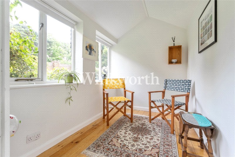 Fox Lane, London, N13