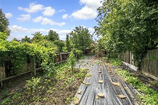 Old Deer Park Gardens, Richmond, TW9