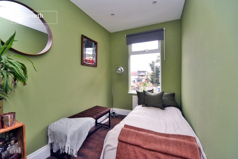 Washington Road, Worcester Park, KT4