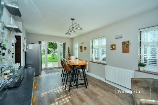 Elmstead Gardens, Worcester Park, Surrey, KT4
