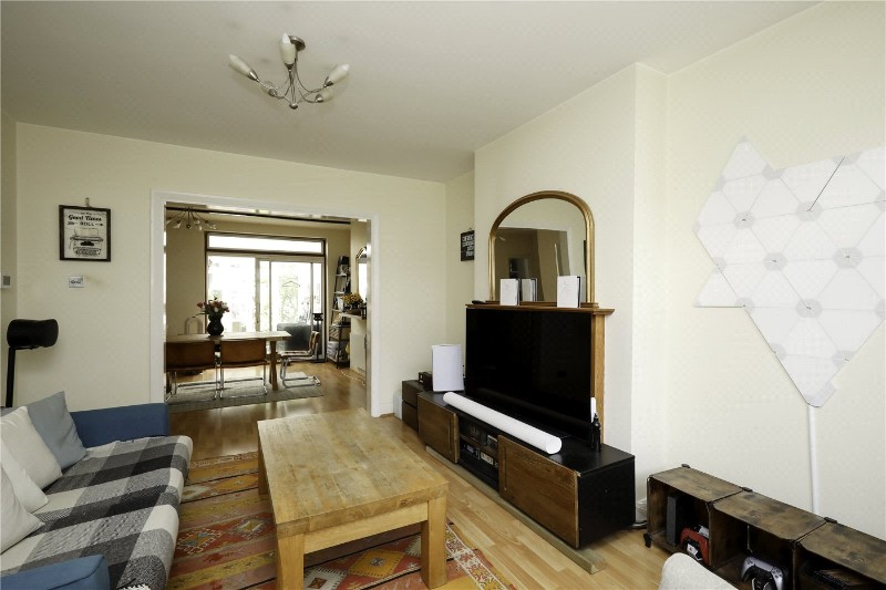 Park Drive, London, W3