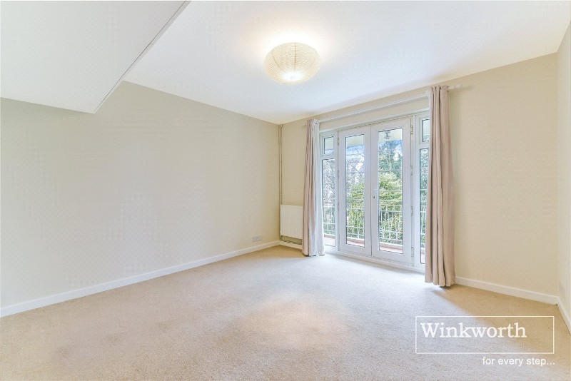 Thames Village, Hartington Road, London, W4
