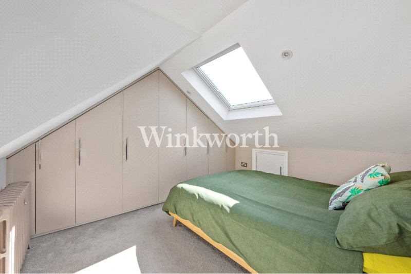 Brownswood Road, London, N4
