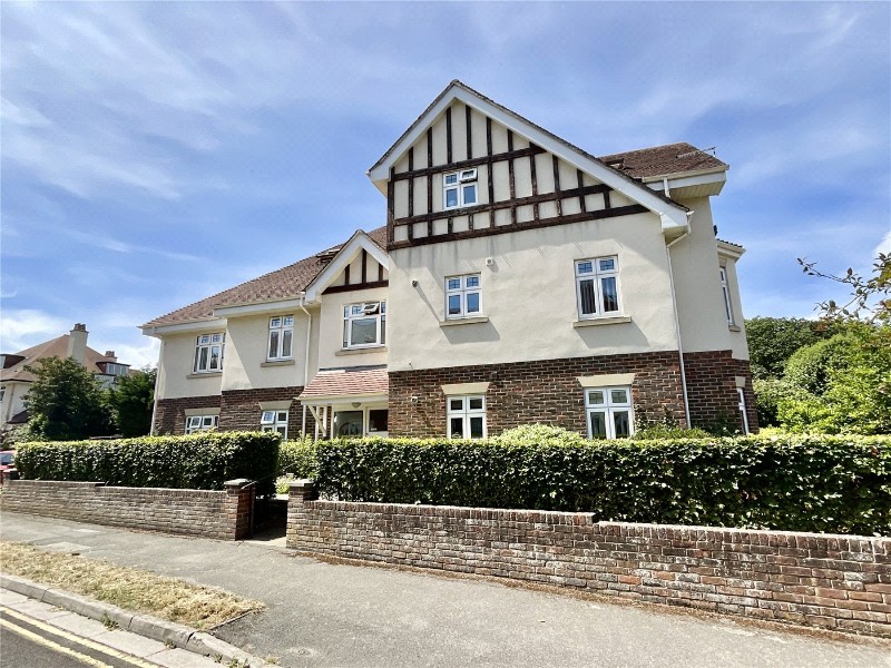 Stuart Road, Highcliffe, Christchurch, Dorset, BH23
