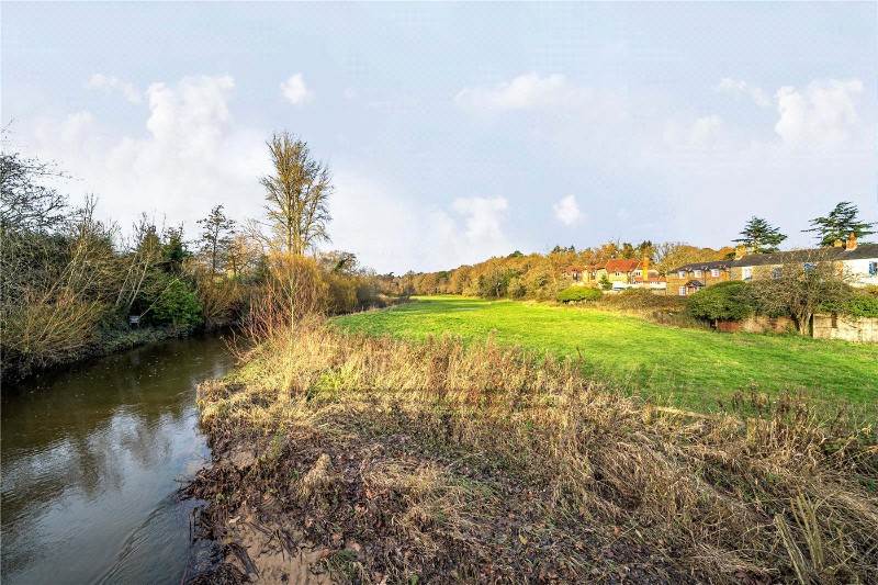 Tilford Street, Tilford, Farnham, Surrey, GU10