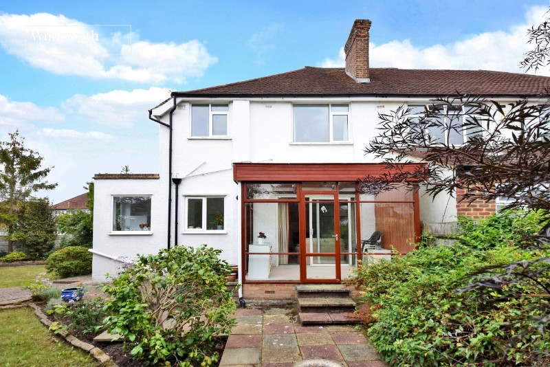 Leyfield, Worcester Park, KT4