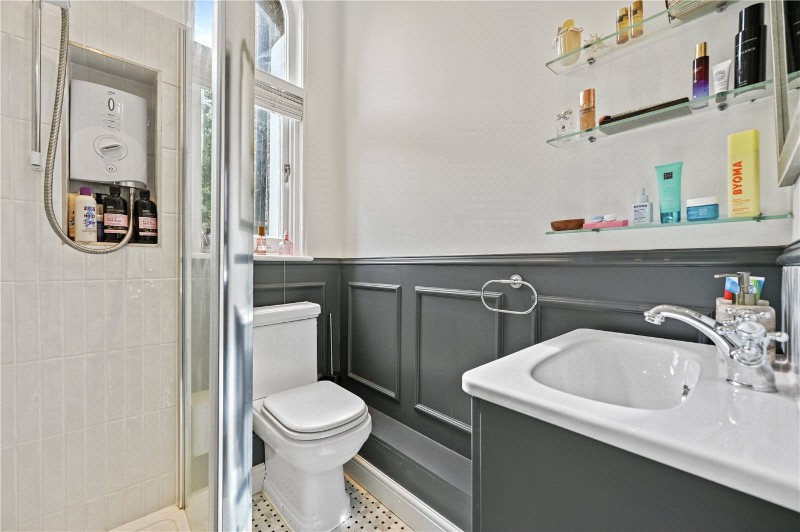 Strathmore Gardens, London, W8