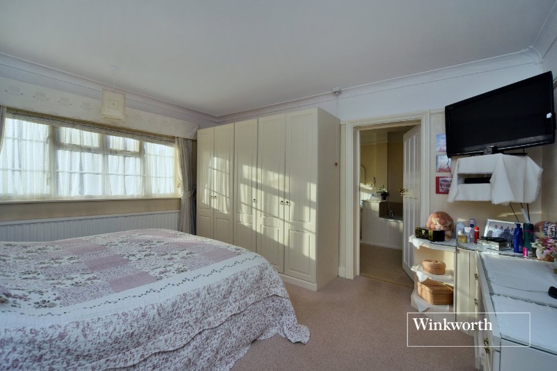 Kingsmead Avenue, Worcester Park, KT4