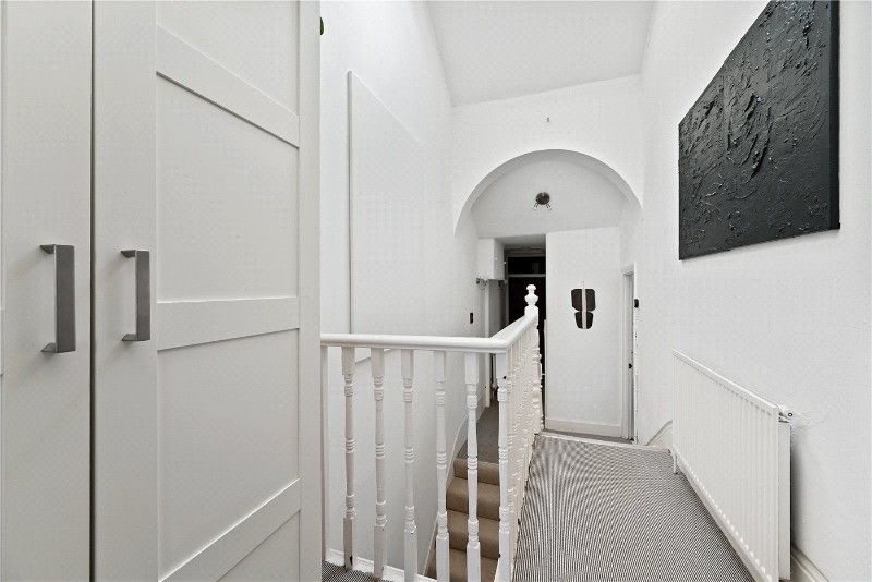 Bathurst Gardens, London, NW10