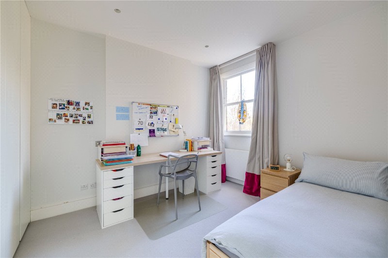 Bovingdon Road, London, SW6