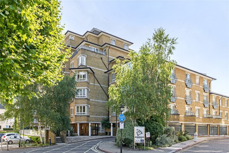 Admiral Walk, London, W9