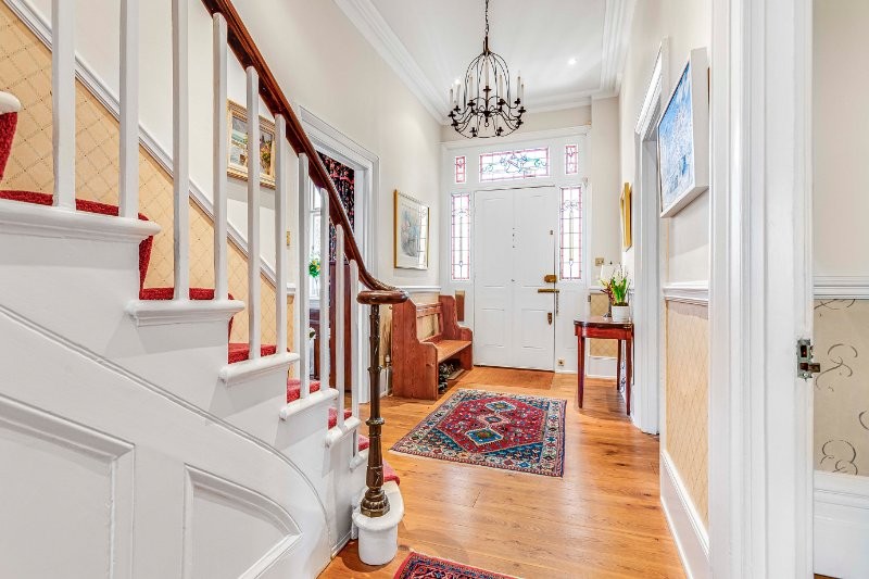 Grange Road, Barnes, London, SW13