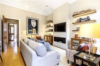 Rosary Gardens, South Kensington, London, SW7