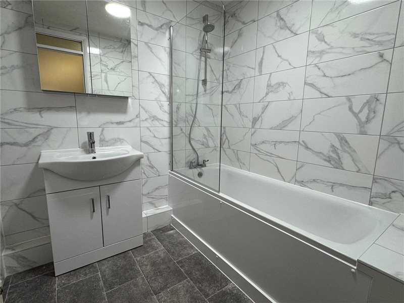De Bohun Avenue, London, N14