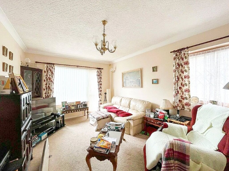 Shorefield Road, Westcliff-on-Sea, Essex, SS0