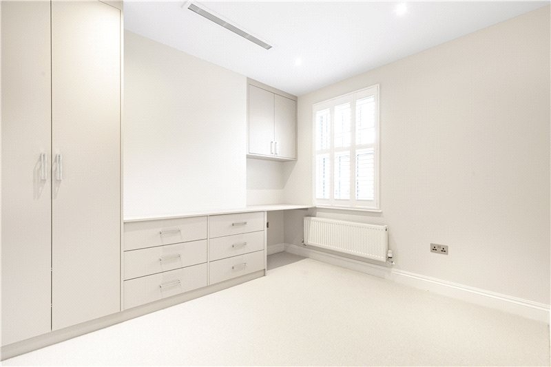 Stanton Road, Barnes, London, SW13