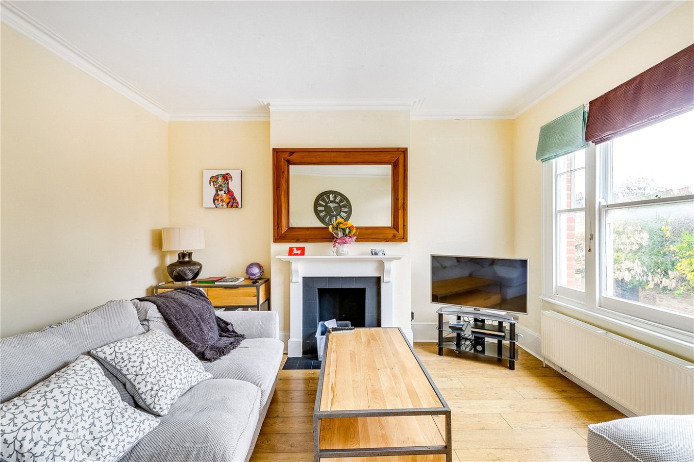 3 bedroom property to rent in Bovingdon Road, London, SW6 (Ref FUP190376) £725 pw