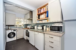 Kingshill Avenue, Worcester Park, KT4