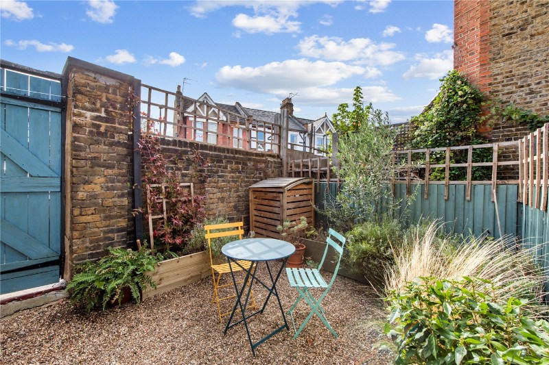 St. John&#39;s Road, London, N15