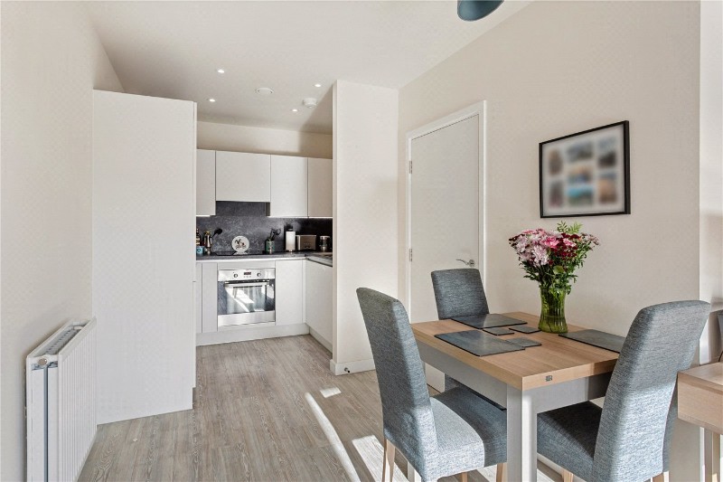 Springfield Drive, London, SW17