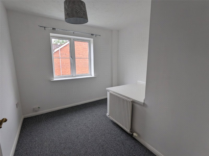 Ainsdale Close, Fernwood, Newark, NG24