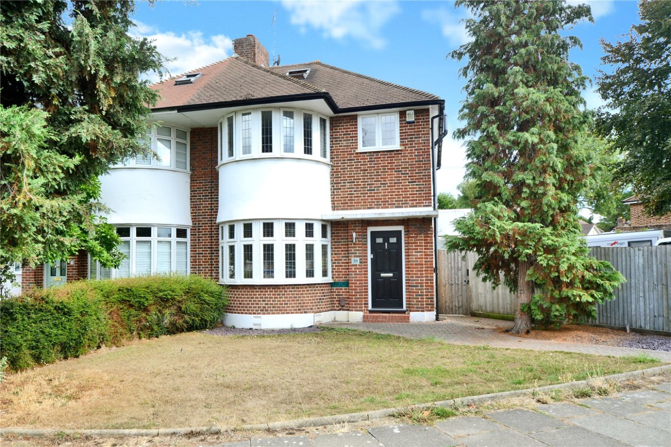 Properties for sale in Worcester Park Winkworth Worcester Park Estate