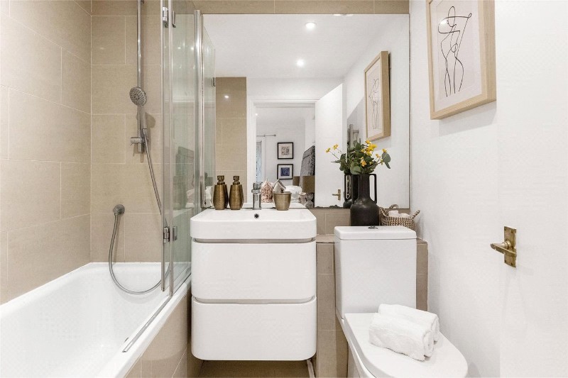 Westbourne Gardens, Bayswater, W2
