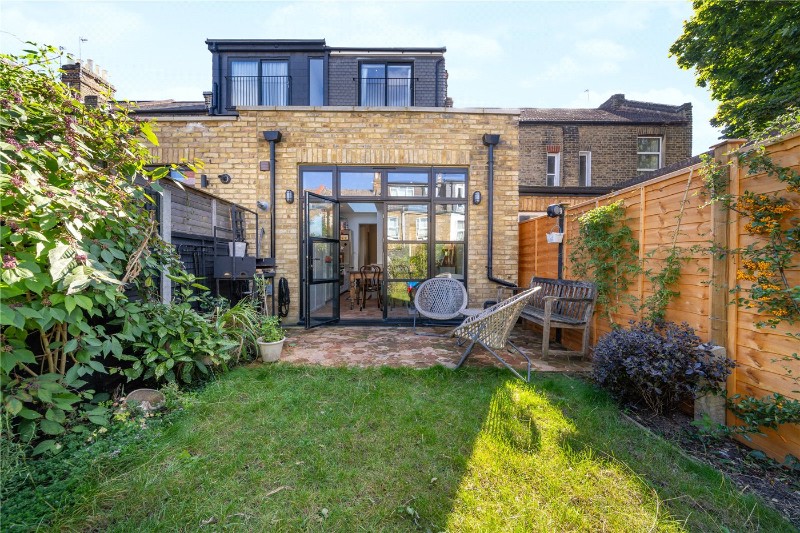 Silvester Road, East Dulwich, London, SE22