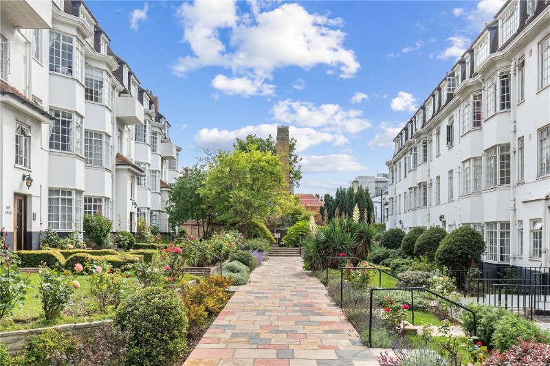 Streatham Hill, London, SW2