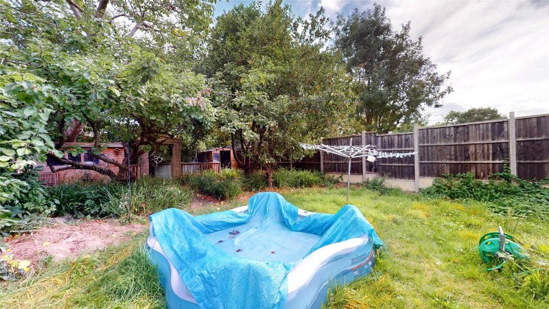 St. Michaels Crescent, Pinner, HA5